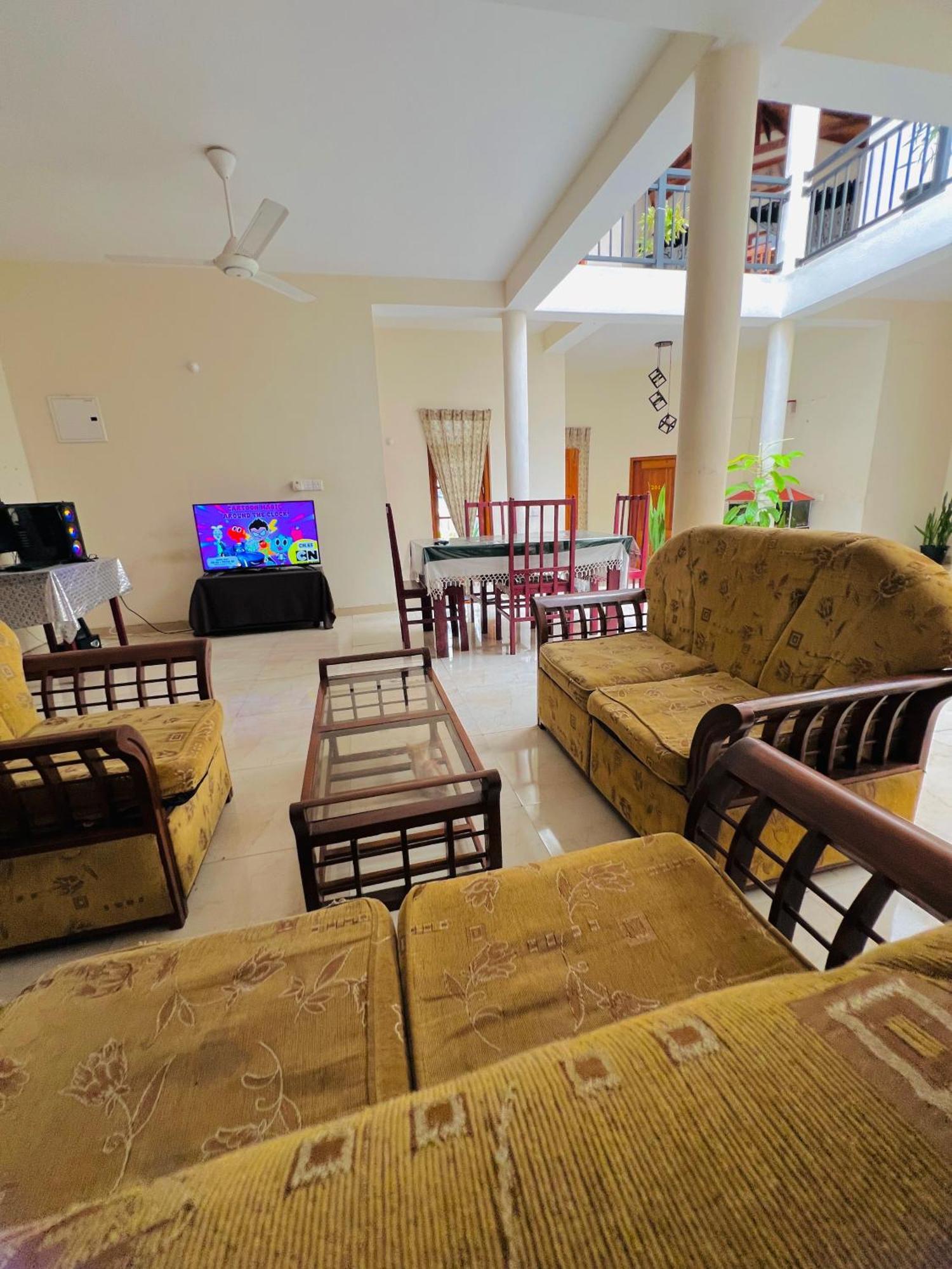 Malwaththa Mount Villa Kandy Exterior photo