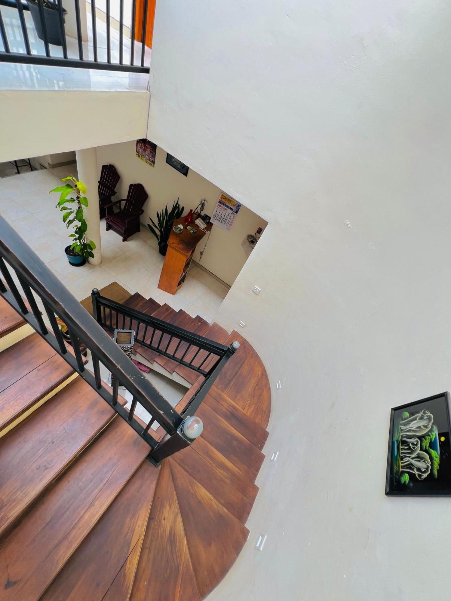 Malwaththa Mount Villa Kandy Exterior photo
